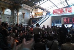 وقفة لعمال "السكك الحديدية"برمسيس للمطالبة بزيادة رواتبهم