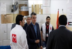 "تيكا" التركية تقدّم شحنة مستلزمات طبيّة لقطاع غزة