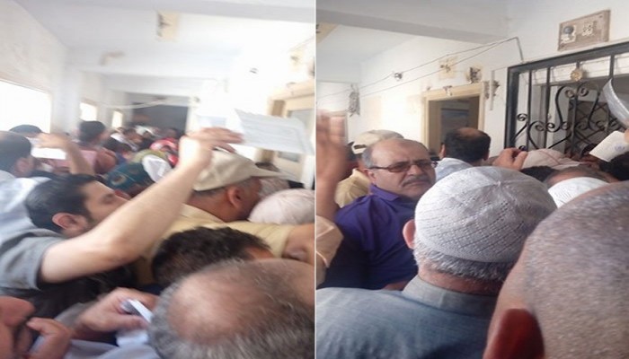 مئات المواطنين يقتحمون مكتب تموين "أبو قير" في الإسكندرية