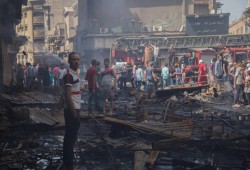 تجدد الحرائق بالعتبة.. والحكومة تصرف 5 آلاف جنيه لكل متضرر