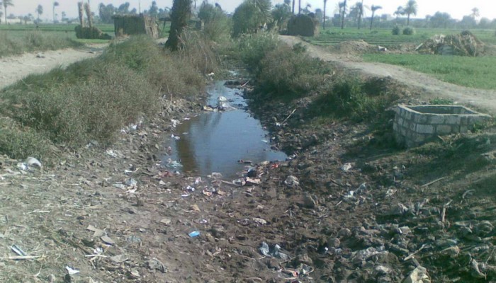 مزارعو ايتاى البارود يشتكون من جفاف "ترعة أبو دياب"