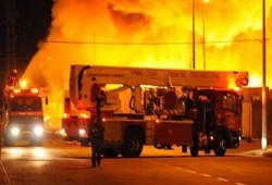 خلال 48 ساعة.. الحماية المدنية بالجيزة تتلقى 18 بلاغًا عن حوادث حرائق