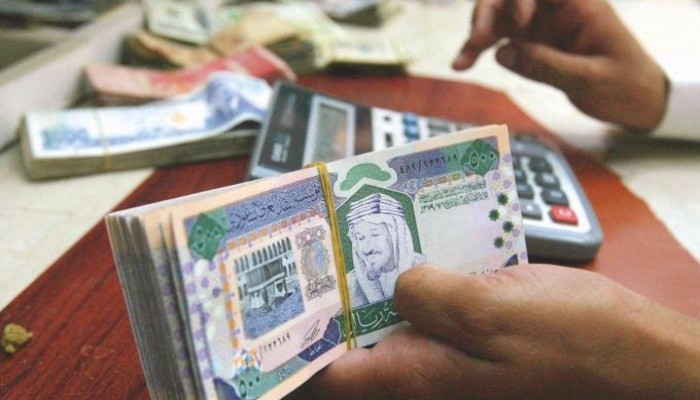 خبير اقتصادي: السعودية ستواجه "إفلاسا هيكليا" بعد عامين أو ثلاثة