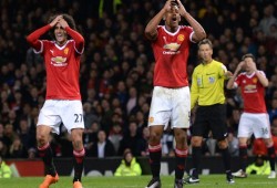 وست هام يسقط مانشستر يونايتد في وداع مثير لاستاد ابتون بارك