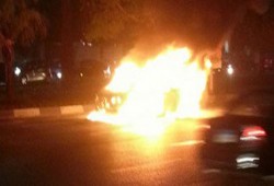 حريق سيارة فى جراج دار القضاء