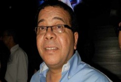 الفشل فى حياتك الفنية قد يجعلك "أحمد آدم"