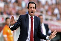 هل يكون "أوناي إيمري" معيد أمجاد "ميلان"