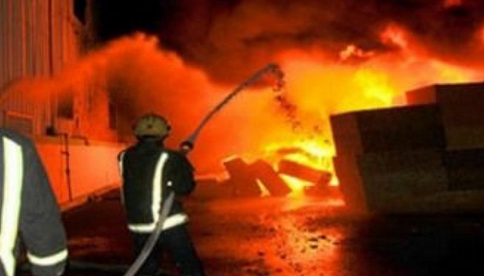 حريق هائل بمصنع كونتر بدمياط الجديدة
