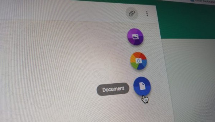 تطبيق واتس اب على الويب يدعم مشاركة المستندات