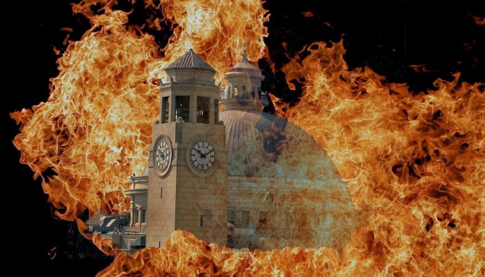 حريق هائل بكلية العلوم جامعة القاهرة