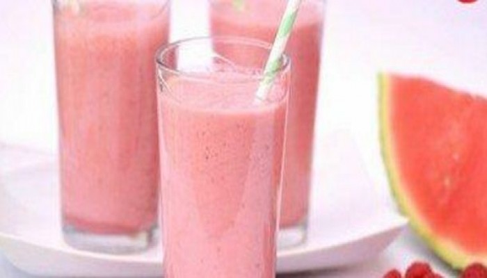 انعش نفسك واروى عطشك.. أفضل 6 مشروبات تهزم بها الطقس الحار