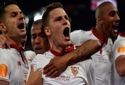 إشبيلية "بطل" الدوري الأوروبي للمرّة الثالثة على التوالي (فيديو)