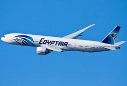 اليونان : الطائرة المصرية المفقودة تحطمت قبالة جزيرة كارباثوس