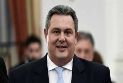 وزير الدفاع اليوناني : الطائرة انحرفت بشكل مفاجئ داخل الأجواء المصرية