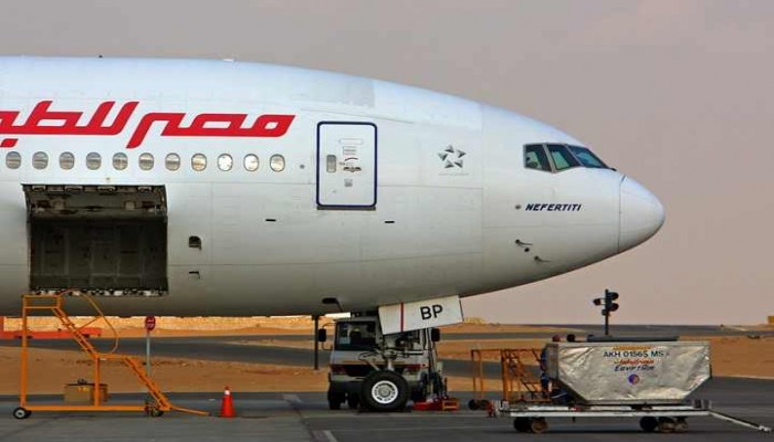 خسائر حادة وعنيفة تطارد مصر بعد سقوط طائرة "مصر للطيران"