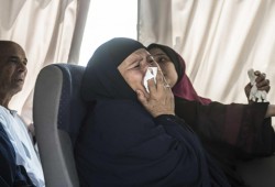 العثور على أشلاء لضحايا الطائرة