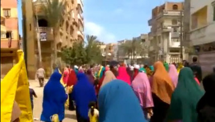 أحرار دمياط يطالبون بإعدام السيسي والإفراج عن المعتقلين