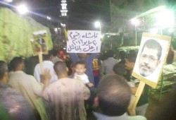 ثوار إطسا يشعلون حماس الثورة بتظاهرة ليلية