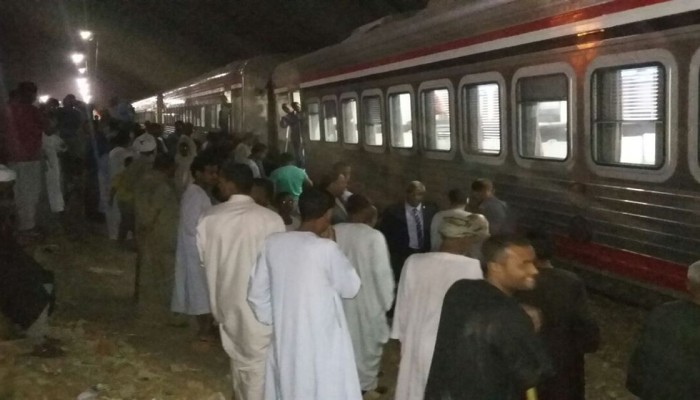 قطار يدهس 3 مواطنين كانوا يستقلون دراجة بخارية في قنا