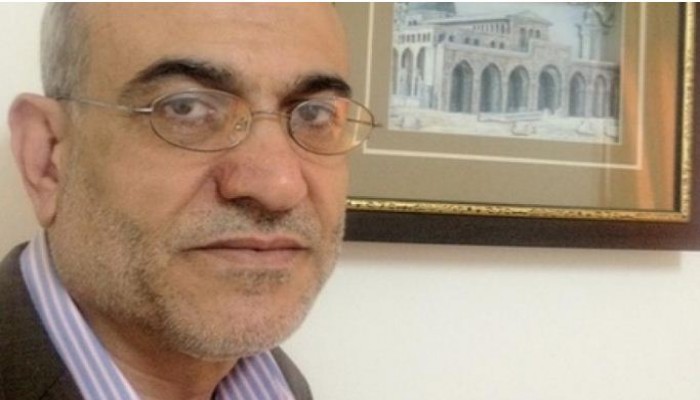 الزعاترة: نظام السيسي يفضل فرضية تعرض الطائرة لعمل إرهابي