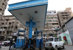 عرفة: خفض دعم المواد البترولية بنسبة 43% يعني زيادة سعرها بنفس المعدل