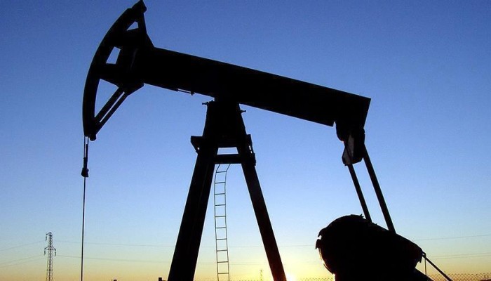 هبوط برميل النفط لـ50 دولار وتأثر للبورصات العربية من ضمنها مصر والسعودية وأبو ظبي