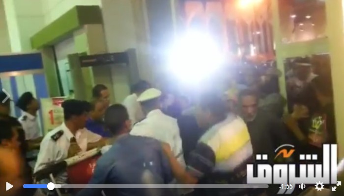 ثورة الجياع تبدأ في معرض سلع غذائية للانقلاب (فيديو)