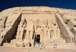 تراجع عوائد السياحة في مصر إلى 5 مليارات دولار