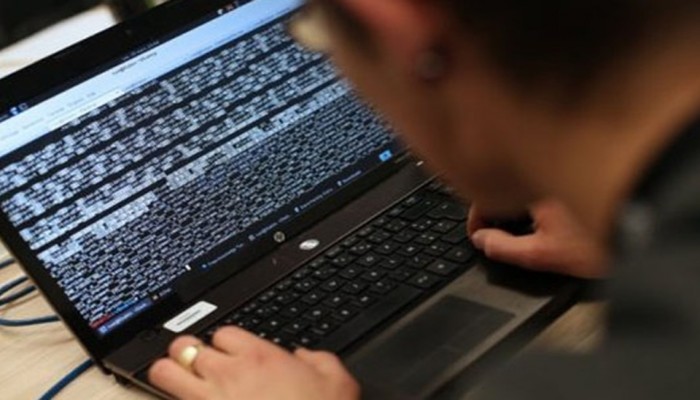 حرب قراصنة بين السعودية وإيران والأخيرة تعترف باختراقات