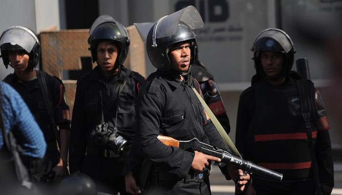 اعتقال مسؤول الإعاشة لأسر الشهداء بالاسكندرية