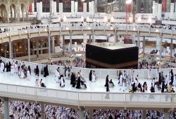 افتتاح توسعة المطاف الجديد حول الكعبة المشرفة في شهر رمضان