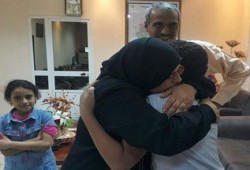 بسبب شقيقته الكبرى .. عودة طفل لأهله بعد اختطاف دام 13 سنة