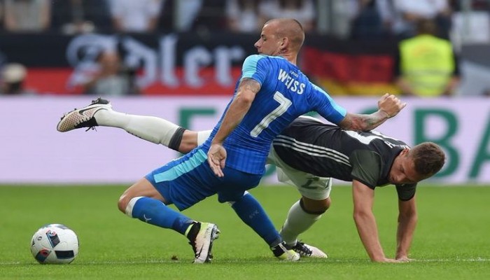 قبل اليورو بأيام ..  سلوفاكيا تصعق ألمانيا بثلاثية (فيديو)