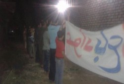 سلسلة بشرية تتحول لمسيرة لثوار قطور الغربية ضد حكم العسكر