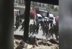 قوات حكومية تستعد لاقتحام سجن حماة