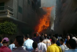 حريق هائل بأسيوط ووقوع إصابات وتدمر عدد من المنازل