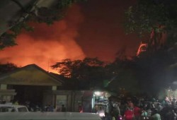 حريق هائل فى مدينة السينما بشارع الهرم