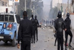 فرض حظر التجوال بمدينة تونسية بسبب أعمال عنف