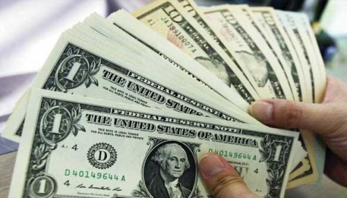 الدولار يسجل 10.70 جنيه للبيع في السوق السوداء