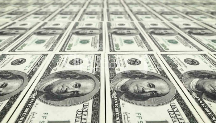 سعر صرف الدولار في السوق السوداء