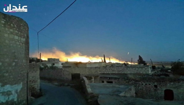 سوريا : الطائرات الروسية تقصف "عندان وحيان وحريتان" بالفوسفوري والعنقودي والفراغي