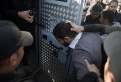 اعتقال "تاجر" و"طالب" من رافضي الانقلاب بأبو حماد بالشرقية