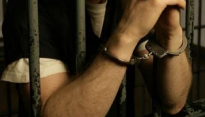 قوات مكافحة الشغب تستعد لاقتحام زنازين سجن الحضرة بالاسكندرية .