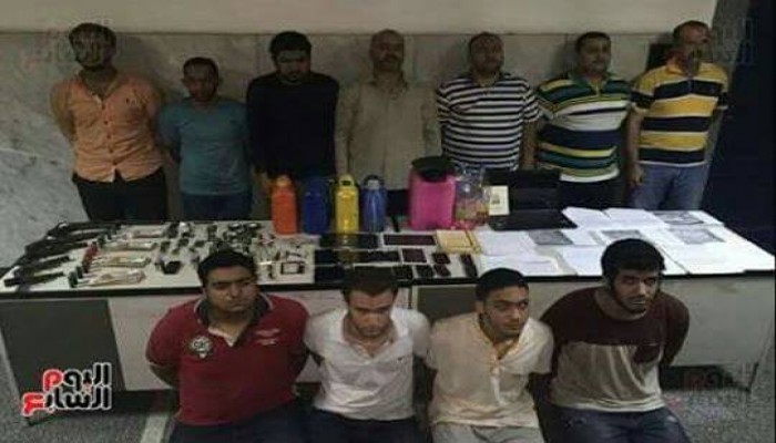 بعد 25 يوم اختفاء وتعذيب .. حبس 13 معارض للانقلاب بالاسكندرية بتهم ملفقة