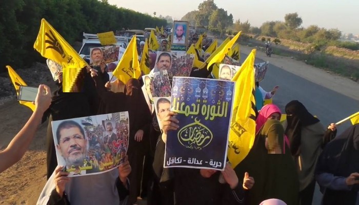 ثوار الشرقية ينتفضون لليوم الثانى ضمن أسبوع "اسمعوا الفقراء والمظلومين"