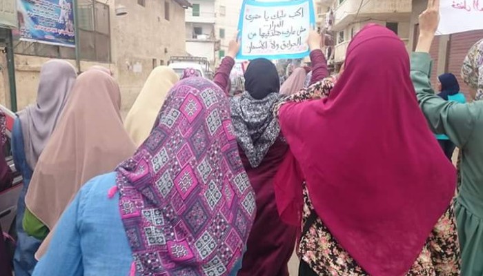 مسيرة منددة بأحكام الإعدام الجائرة لبنات الثورة بالسيوف بالإسكندرية