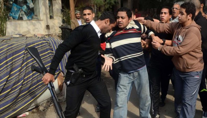 ميليشيات الانقلاب تختطف قاصرًا أثناء صلاته بالمسجد