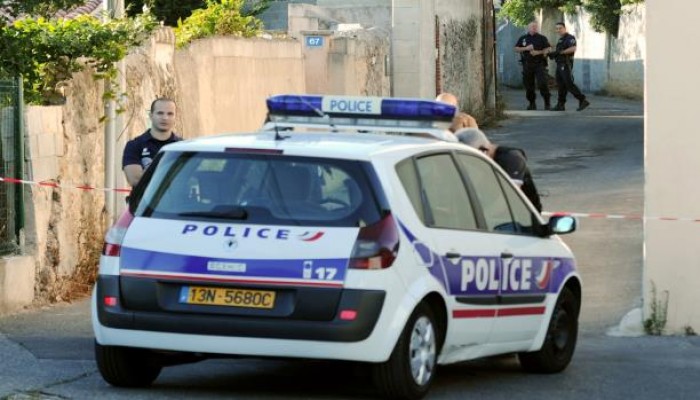 "داعش" يعلن مسؤوليته عن قتل شرطي باريس