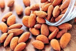 اللوز ... صحي ومغذٍ ويساعد على خفض الوزن فى رمضان