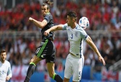 البديلان فاردي وستوريدج يقودان انجلترا لفوز مثير على ويلز 2-1 باليورو